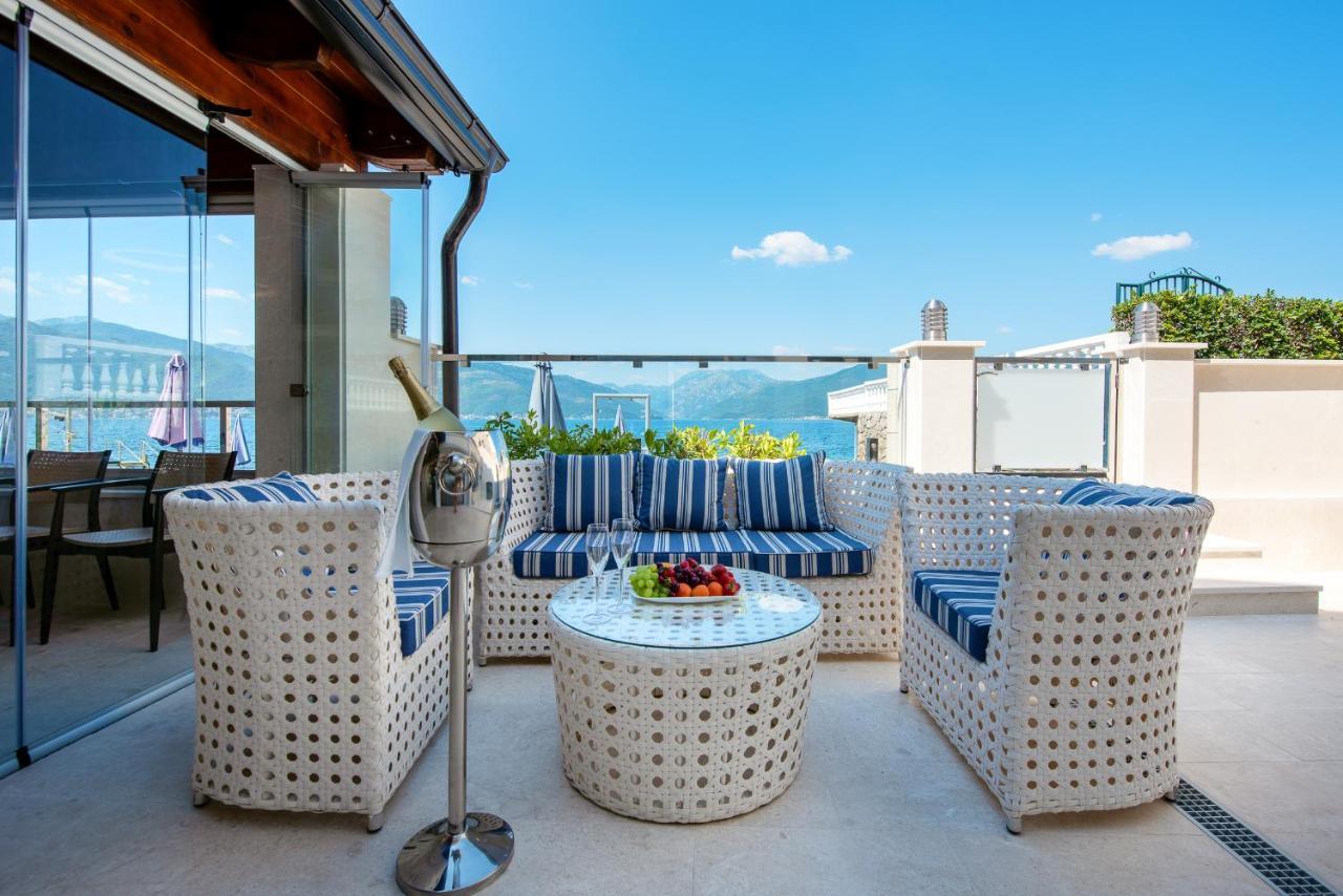 Santorini Apart Krasići Ngoại thất bức ảnh