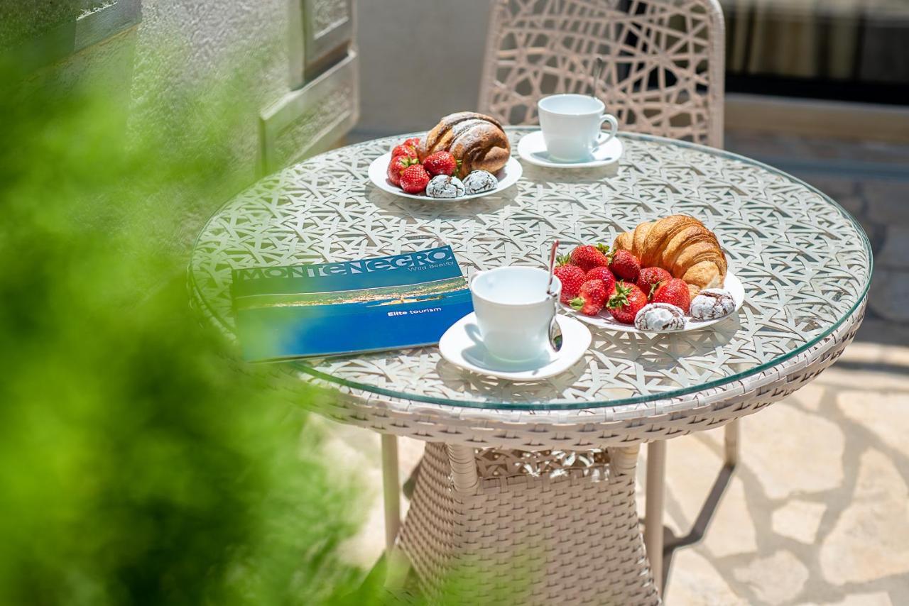 Santorini Apart Krasići Ngoại thất bức ảnh