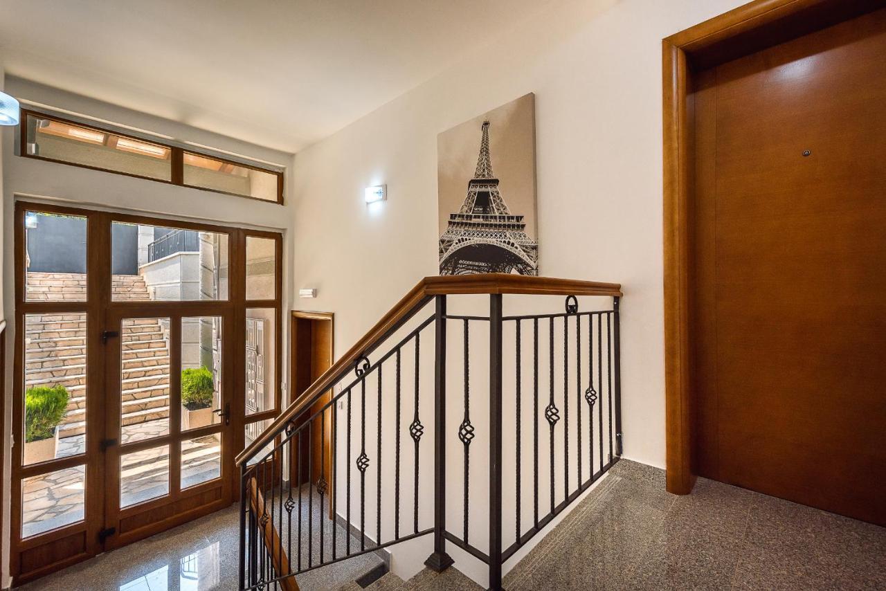 Santorini Apart Krasići Ngoại thất bức ảnh