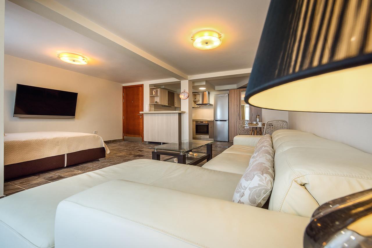 Santorini Apart Krasići Ngoại thất bức ảnh