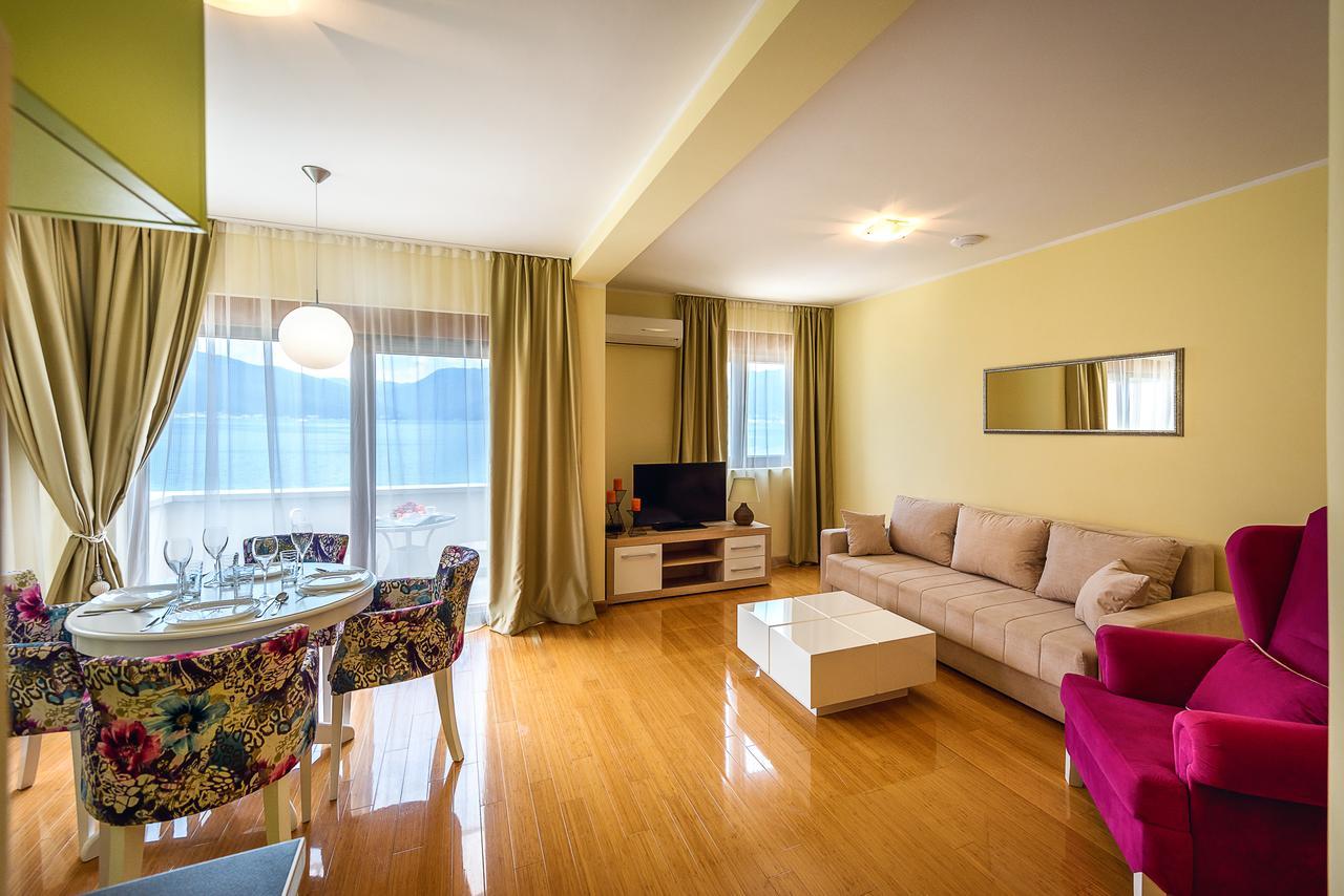 Santorini Apart Krasići Ngoại thất bức ảnh