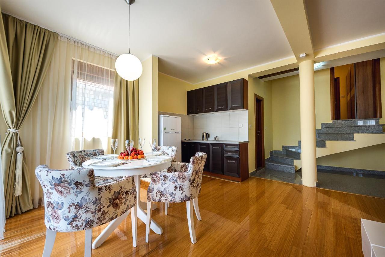 Santorini Apart Krasići Ngoại thất bức ảnh