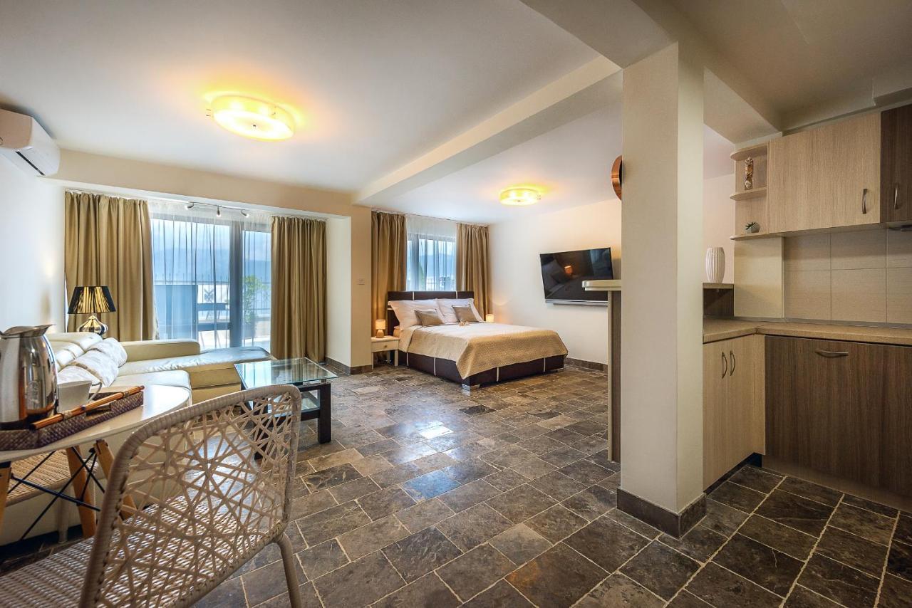Santorini Apart Krasići Ngoại thất bức ảnh