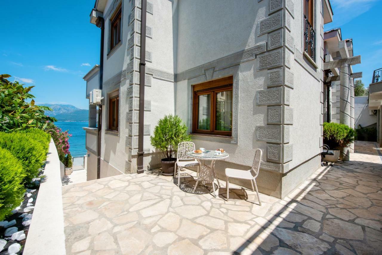 Santorini Apart Krasići Ngoại thất bức ảnh